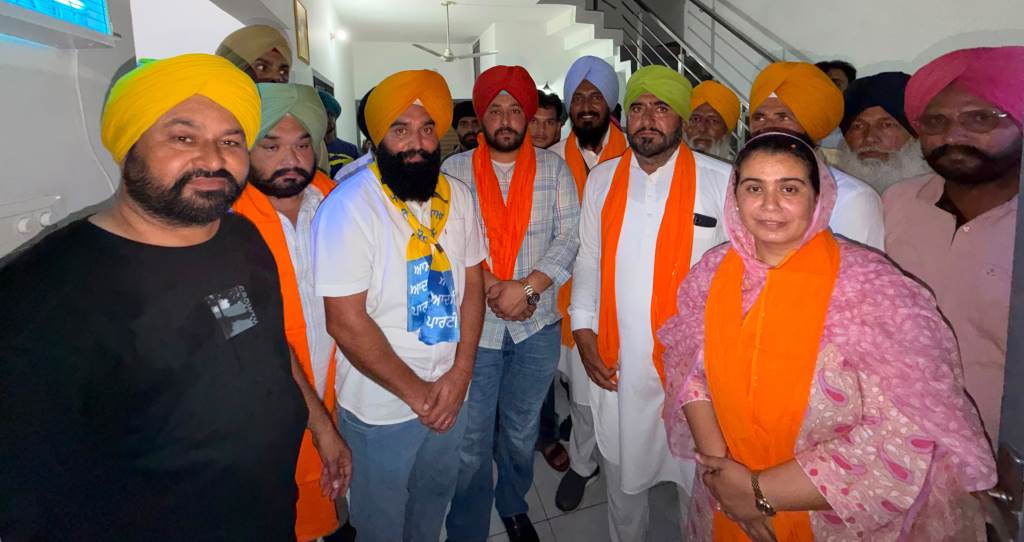 Congress Leader Hardeep Singh Fauji Unhappy with Internal Discord Joins AAP Along with Supporters